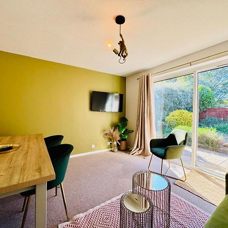 2 Bed House, Sleeps 6, Dog Friendly, Close To A14 M11, With Garden & Parking Long Stay Work Contractor Leisure, Jade CBG Exteriér fotografie