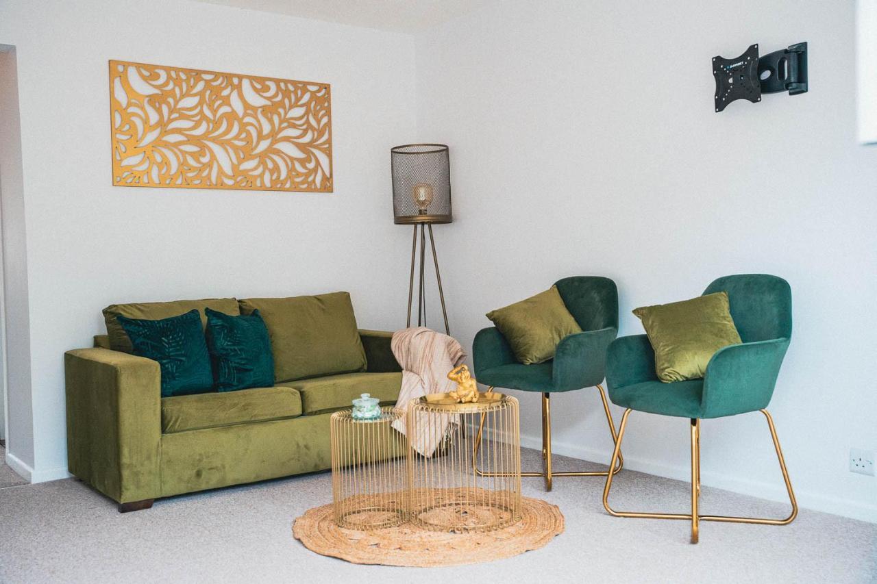 2 Bed House, Sleeps 6, Dog Friendly, Close To A14 M11, With Garden & Parking Long Stay Work Contractor Leisure, Jade CBG Exteriér fotografie