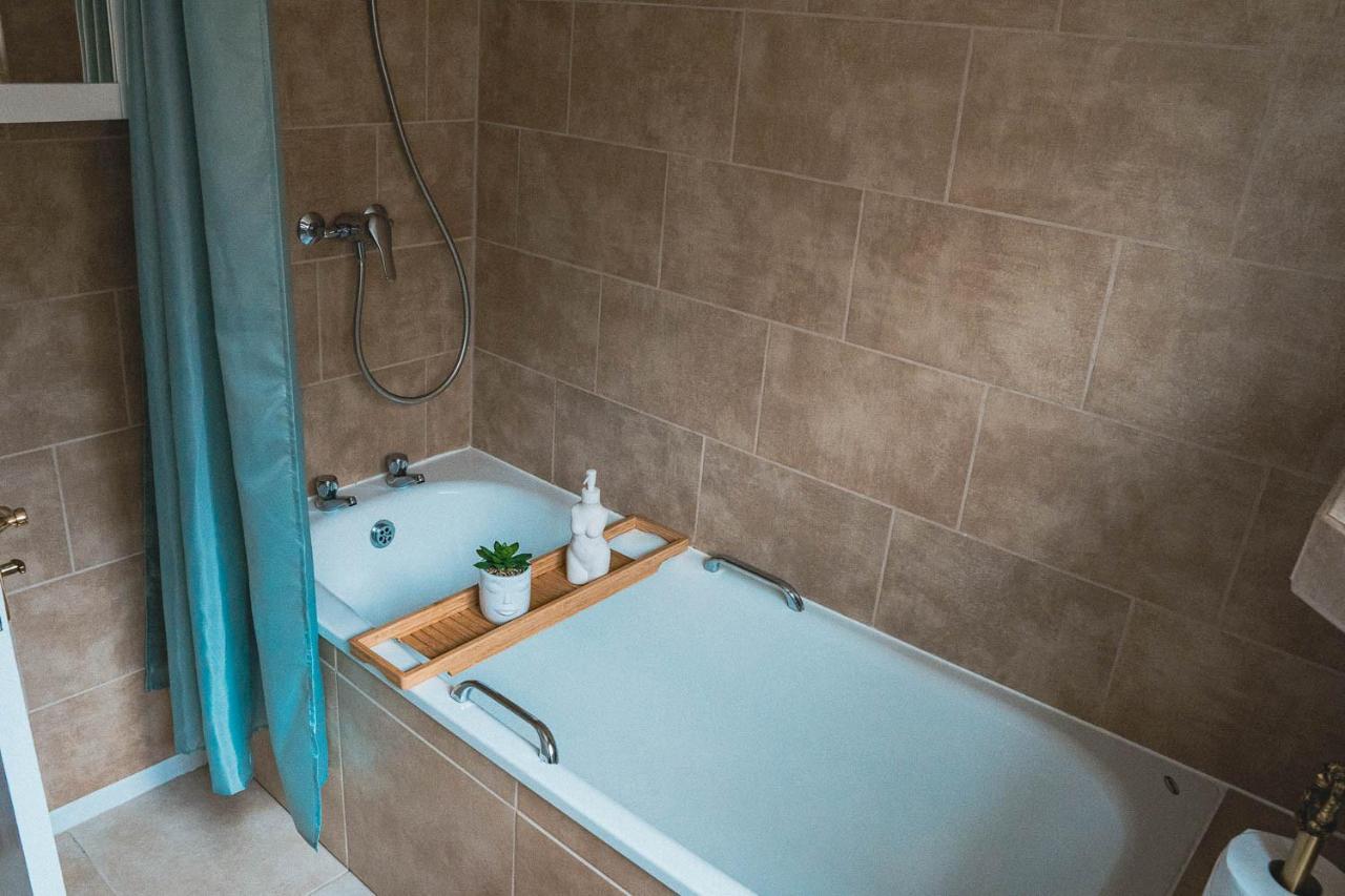 2 Bed House, Sleeps 6, Dog Friendly, Close To A14 M11, With Garden & Parking Long Stay Work Contractor Leisure, Jade CBG Exteriér fotografie