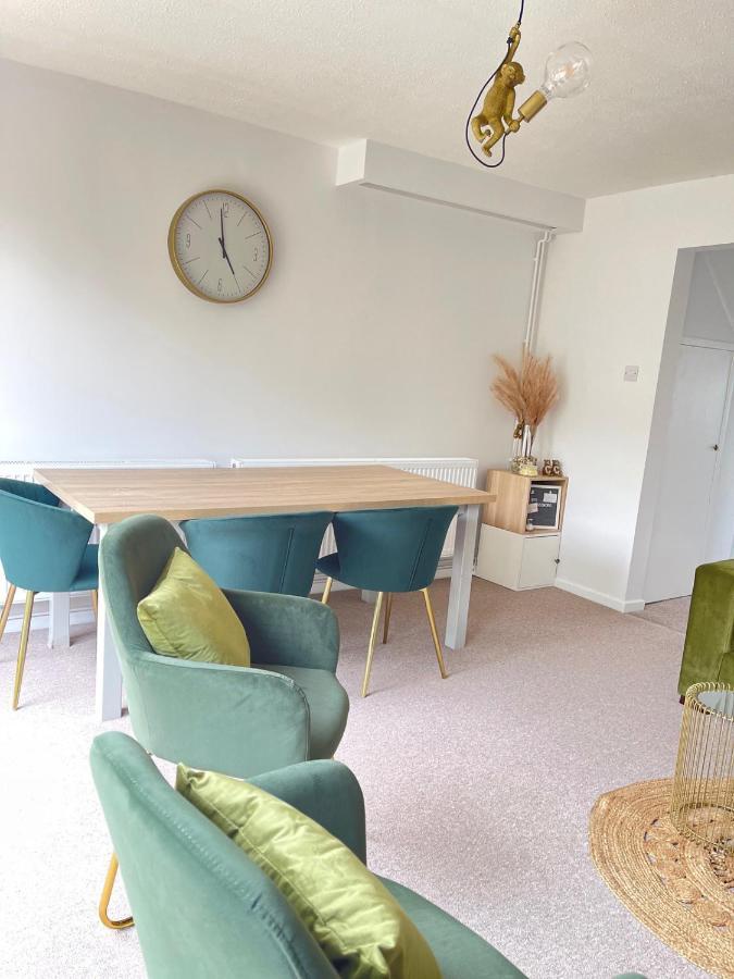 2 Bed House, Sleeps 6, Dog Friendly, Close To A14 M11, With Garden & Parking Long Stay Work Contractor Leisure, Jade CBG Exteriér fotografie